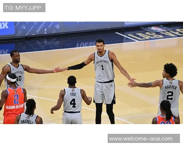 文班回归首发助马刺止连败替补阵容表现出色仅在NBA杯决赛失利